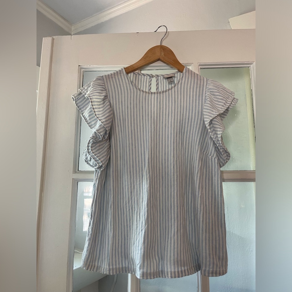 Ruffle Sleeve Top